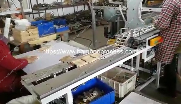 High-Speed-Disposable-Bamboo-Spoon-Forming-Machine-Packing-Platform